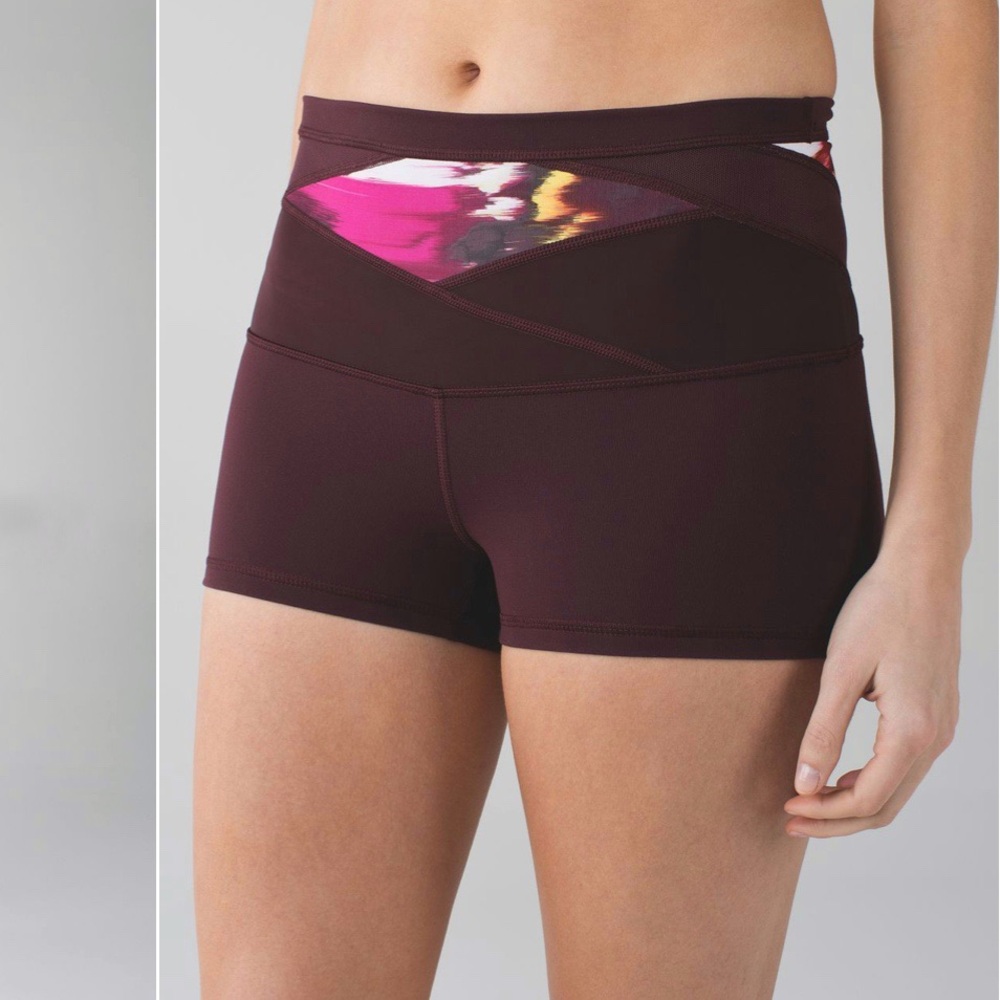 Lululemon Boogie Short (Roll Down) *Full-On Luon, sz 4